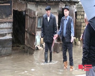 Sel Lənkəranı bu hala saldı -FOTOLAR