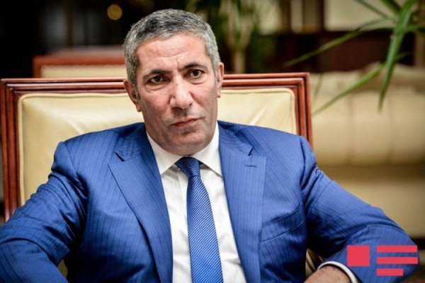 Siyavuş Novruzov:  Qarabağda olmayan şəxs cibində vəsiqə gəzdirir