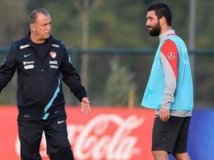 Arda və Terim barışır: “Ortada qadın əli var”