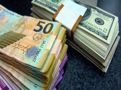 Dollar bahalaşır