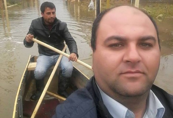 Bakıda küçədə qayıqla gəzdilər - HEYRƏTAMİZ GÖRÜNTÜLƏR