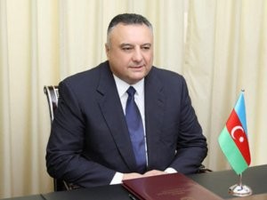 Eldar Mahmudovun daha bir qohumu işdən qovulub