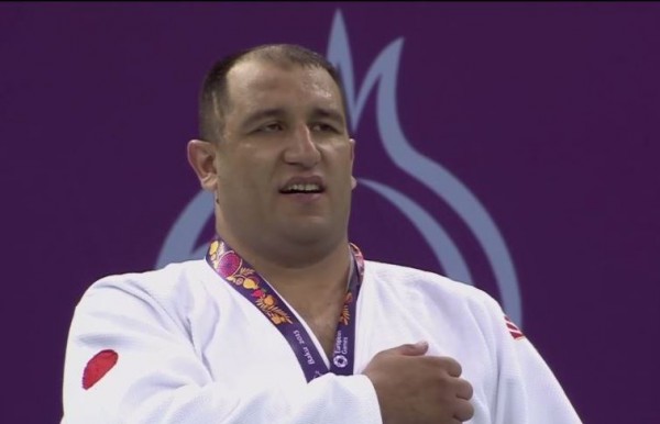 İlham Zəkiyev məzun oldu