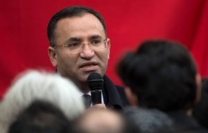 Türkiyənin ədliyyə naziri saxlanılan deputatlar haqda