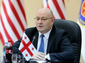 Gürcüstanda məcburi hərbi qulluq bərpa edildi