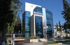 Beynəlxalq Bank 200 milyon dollardan çox kredit cəlb etdi