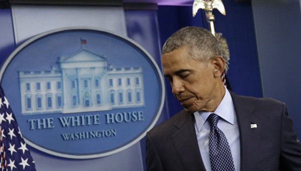 Obama Trampla şəkil çəkdirməkdən imtina etdi