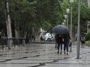 Sabah axşama yaxın yağış yağacaq