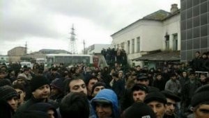 Astarada zəvvarların etiraz aksiyası