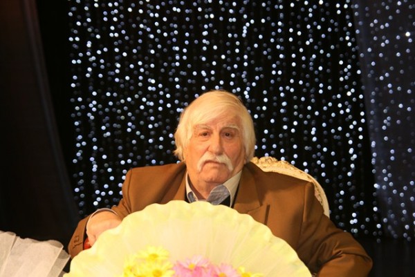 Fikrət Sadıq vəfat edib