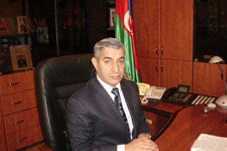 Nazir müavininə ŞOK İTTİHAM: “Özünə ev tikməsi üçün 1,5 milyon manat verdim“