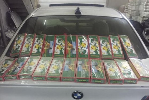 Gömrükçülər 13200 ədəd pirotexniki vasitə aşkarladı