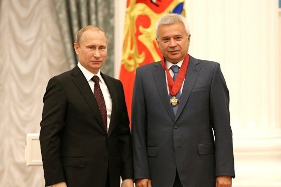 Putin azərbaycanlı milyarderə təklif etməyib - PESKOV