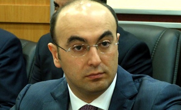Elnur Aslanov nazirlikdəki işindən çıxarıldı