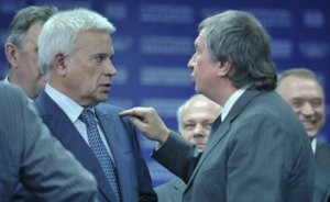 “Boz kardinal” azərbaycanlı milyarderə qarşı: “Nazir də bunun güdazına getdi”