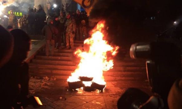 Kiyevdə nümayişçilərlə polis arasında qarşıdurma baş verib