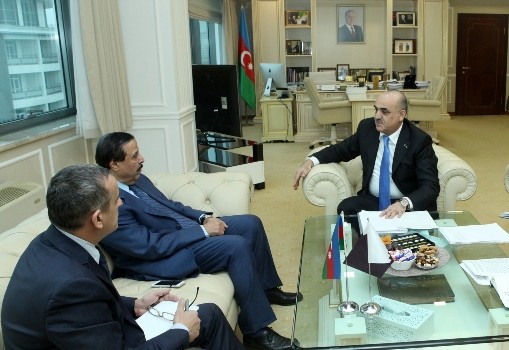 Səlim Müslümov Qətərin Azərbaycandakı yeni səfiri ilə görüşüb