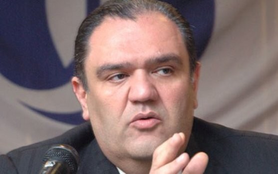 Sabiq deputatla bağlı şok faktlar - Mahmudovun pullarını saxlayırmış