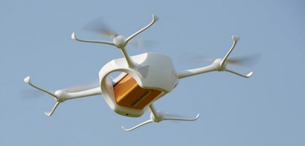 Çexiyada ilk dron-poçtalyon poçt bağlamasını lazımi ünvana çatdırıb
