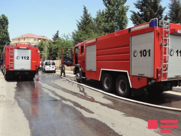 “İnter”in futbolçularını daşıyan mikroavtobus yandı - Siyəzəndə