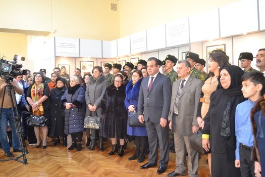 “Torpaq uğrunda ölən varsa Vətəndir!” layihəsinin sərgisi keçirildi