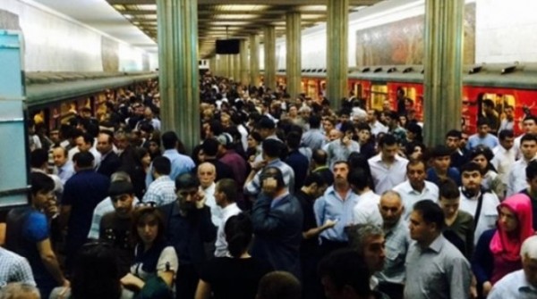 Bakı metrosunda yenidən gərgin anlar yaşandı