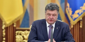 Poroşenko: “Ukrayna başlardakı SSRİ-ni basdırmaq üçün vuruşur“