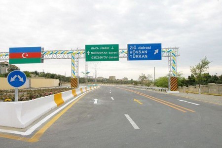 Aeroporta gedən yolun bir hissəsi bağlanacaq