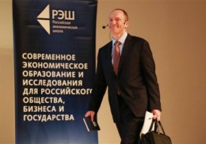 Donald Trampın müşaviri Karter Peyc Moskvaya gəlib