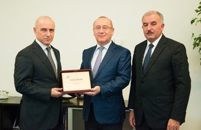 “Azercell“in prezidenti mükafatlandırılıb