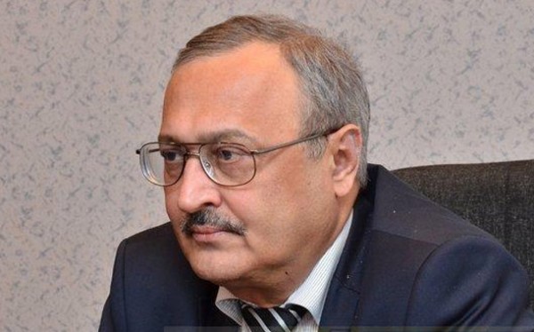 “Azərbaycan“ nəşriyyatının baş direktoru həbs olunan “reket“ jurnalistlərdən — DANIŞDI