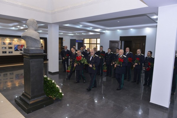 Baş Prokurorluqda Heydər Əliyevin xatirəsinə həsr olunmuş anım mərasimi keçirilib