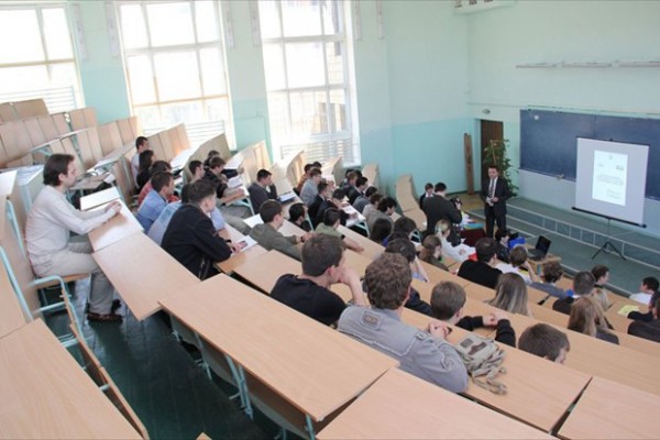 Özəl universitetlərin inkişafı üçün stimullaşdırıcı tədbirlər görüləcək