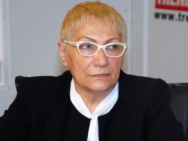 ``Suya düşən köşklərin istismar müddəti çoxdan bitib``