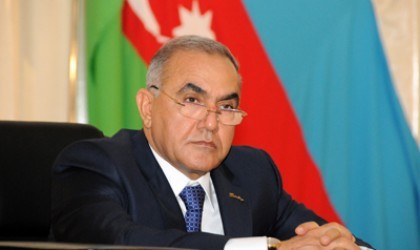 “Azərbaycan ABŞ-a silah satır”