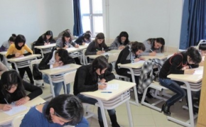 Təhsil müəssisələrinə tələbə qəbulu planı ləğv edildi