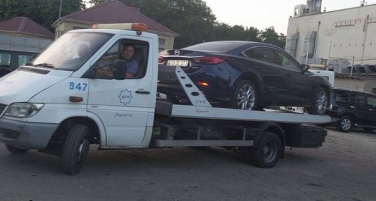 Maşınlar hər yerdən evakuatorla cərimə meydançasına aparılmayacaq  - YENİLİK