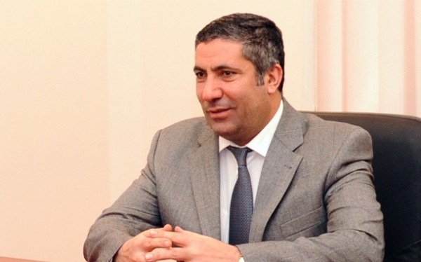 Siyavuş Novruzov haqqındakı iddialara sərt cavab verdi — “İnsan arıqlayar da, kökələr də!“
