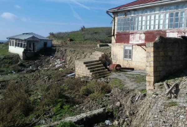 Siyəzəndə sürüşmə aktivləşdi