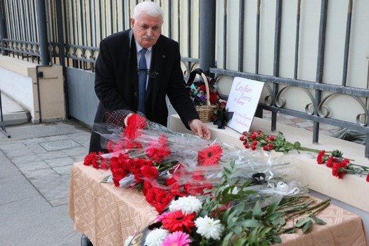 Umud Rəhimoğlu Rusiya səfirliyini ziyarət edərək başsağlığı verib