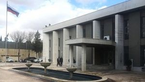 Rusiyanın Suriyadakı səfirliyi yenidən atəşə tutulub