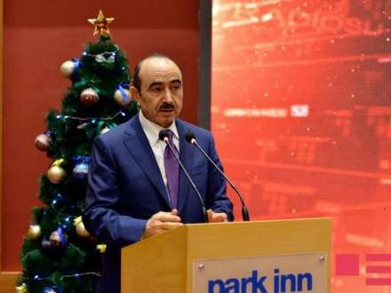 Bir qrup jurnalistə fəxri adlar, orden və medallar təqdim edilib