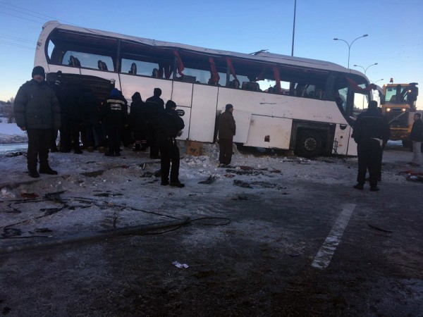 Konyada şagirdləri daşıyan avtobus aşıb: 3 ölü, 40 yaralı