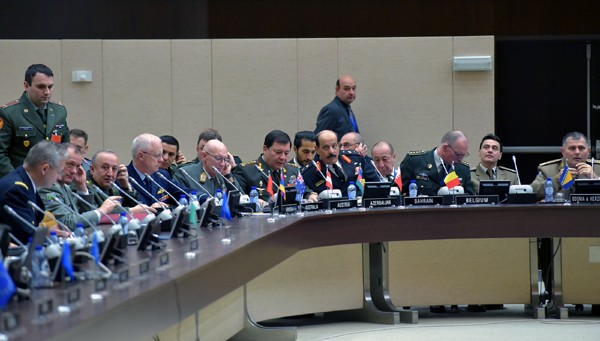 Silahlı Qüvvələrin Baş Qərargah rəisi NATO toplantısında iştirak edib - FOTO