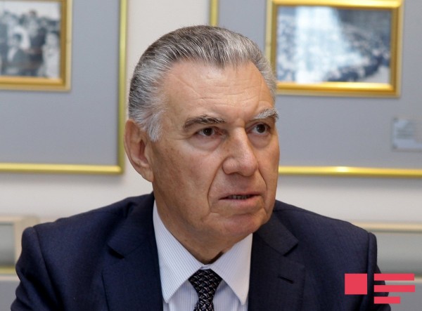 350 minə qədər məcburi köçkün mənzil növbəsindədir- Komitə sədri