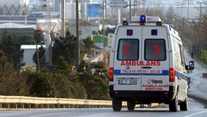 İstanbulda zavodda partlayış baş verib, yaralananlar var