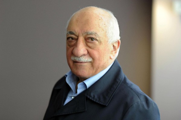 Gülənin Trampa ŞOK MƏKTUBU üzə çıxdı: GƏL, BİRGƏ İŞLƏYƏK