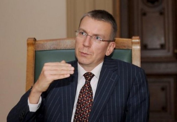 Latviyadan Rusiyaya: “Dovşan kimi...”