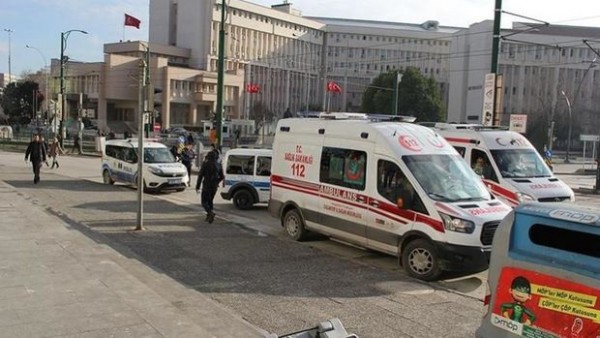 Türkiyədə toy mərasiminə silahlı hücum: Ölən və yaralananlar var