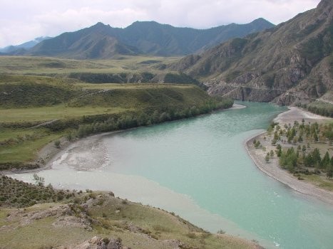 Kür çayı quruyur, ərazidə kiçik adalar əmələ gəlib